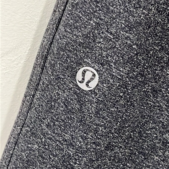 Lululemon Kung Fu Pant Heathered Black Size M - Picture 14 of 16